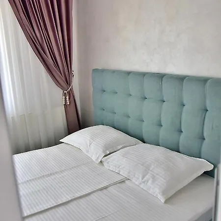 Apartament Ilev Roman Exterior foto
